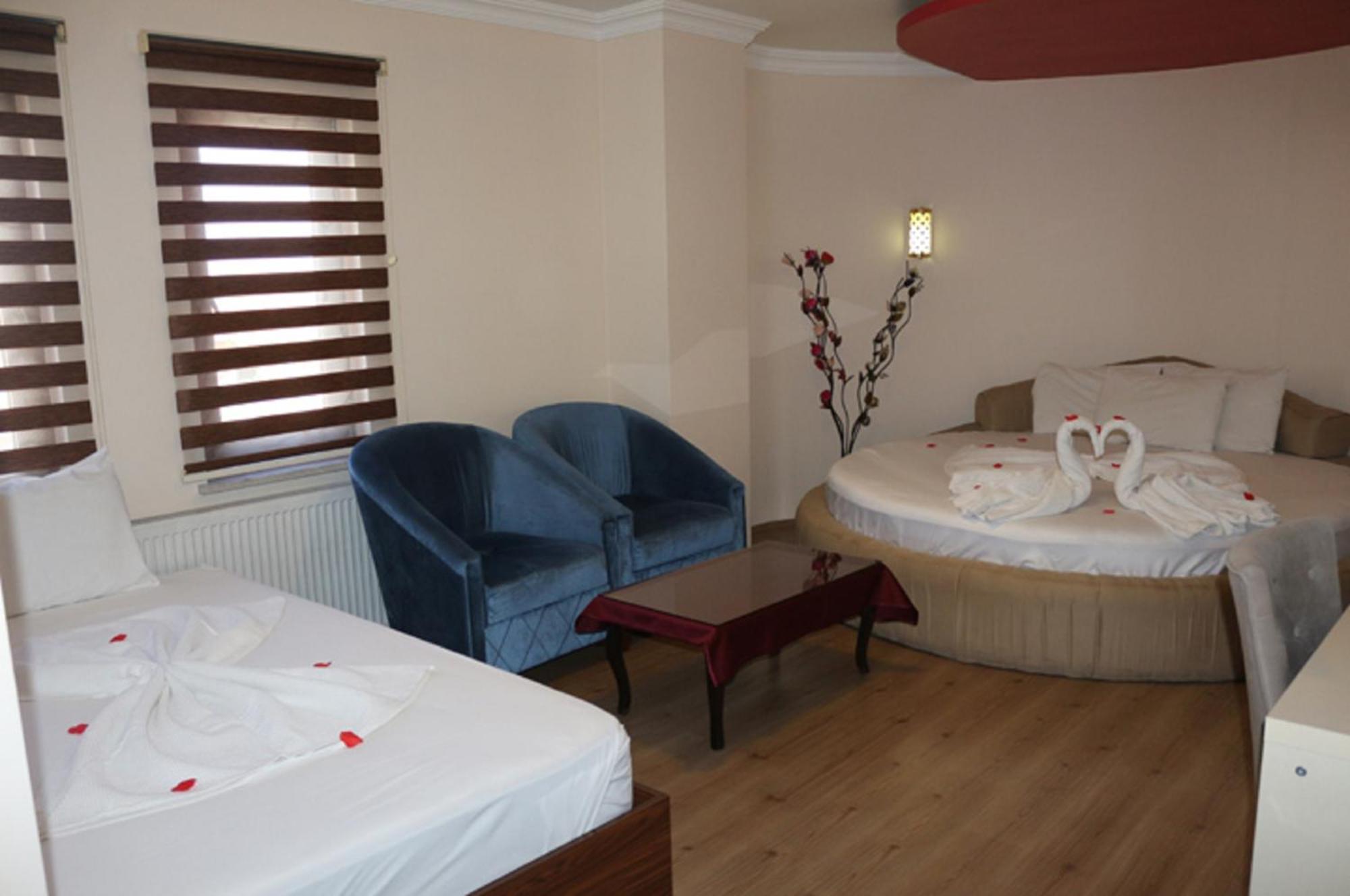 Mesnevi Hotel Konya Rum bild